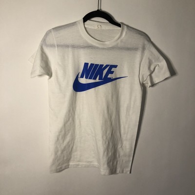 old nike t shirt