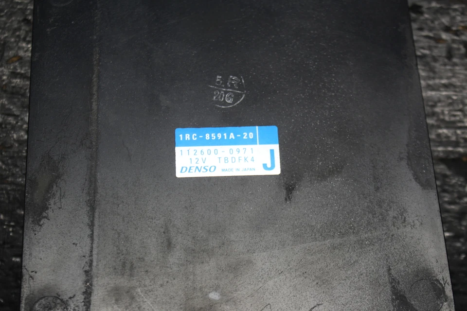 14-16 YAMAHA FZ09 ECU UNIDAD CONTROLADOR ORDENADOR CAJA NEGRA ECM CDI 2014 15 2016 Foto 3 de 4