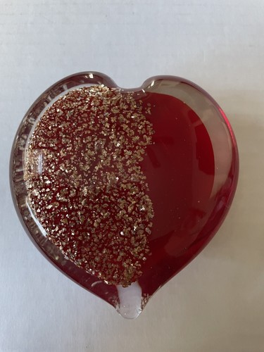 Red Heart Glass Paperweight With Gold Glitter Valentine's Day Gift Boxed NWT - Picture 5 of 10