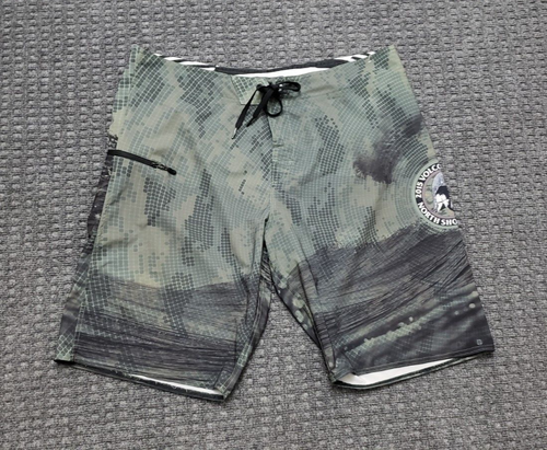 Volcom HAWAII Men's Board Shorts Size 38 2015 Pipe Pro Banzai Pipeline Edition