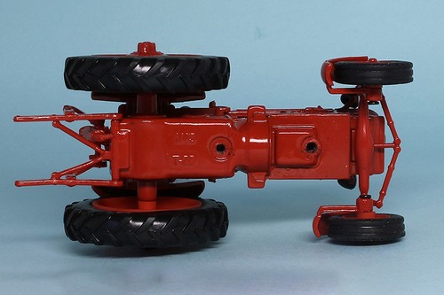 T-28 Vladimirets Soviet Tractor USSR 1958 Year 1/43 Scale Diecast Farm Vehicle - Picture 12 of 12