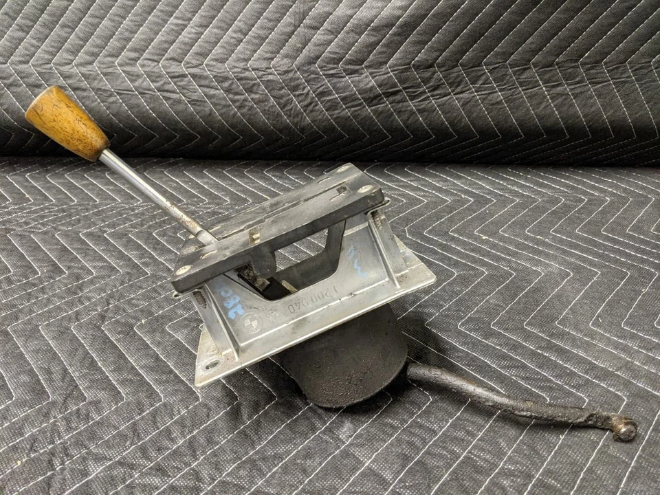 Conjunto selector de engranajes de transmisión automática BMW 2800CS 25161200127 Foto 2 de 4