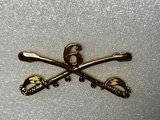 US ARMY 6th CAVALRY CROSSED SABERS HAT PIN SUITABLE FOR A STETSON 2 1/4 INCHES