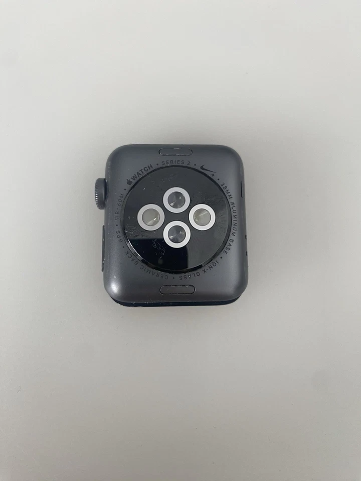Apple Watch Series 2, photo 4 of 5