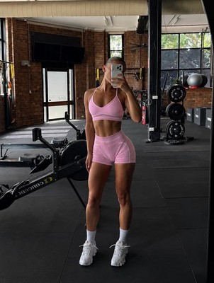 Alo Yoga Set