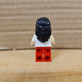 LEGO Marion Ravenwood red white minifigure Indiana Jones 7195 Ambush in Cairo