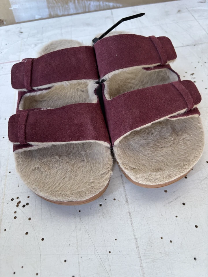 REEF Women's Ojai Two Bar Cozy Cordovan Size 7 Medium Width Brand New - Image 2 of 4