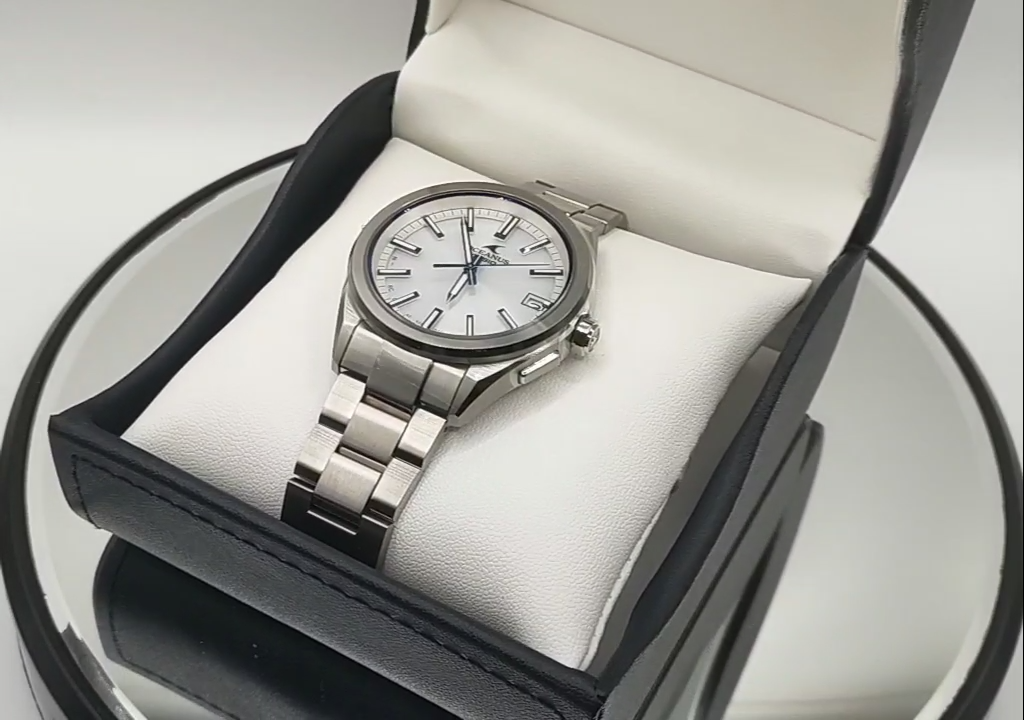 Casio Oceanus OCW-T200S-7AJF White Dial Elegant Bluetooth Solar