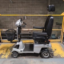 Mobility Scooter 8mph Road Legal – 5 Wheel Suspension + Lights (Quingo)