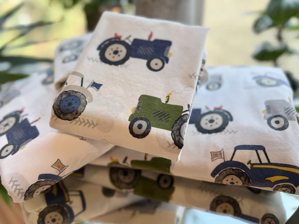 Pottery Barn Kids Boys RARE Tractor Things That Go Queen 4 pc Sheet Set - Image 2 of 4
