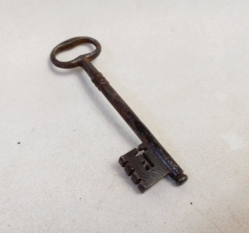 Ancienne Clé Fer Forgé 12cm XVIIIEME Ou XIXÈME Clef Old Key Vielle Serrure - Picture 12 of 12