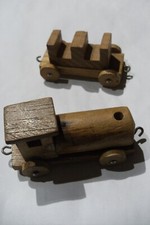 petit train locomotive et wagon bois - en l'etat