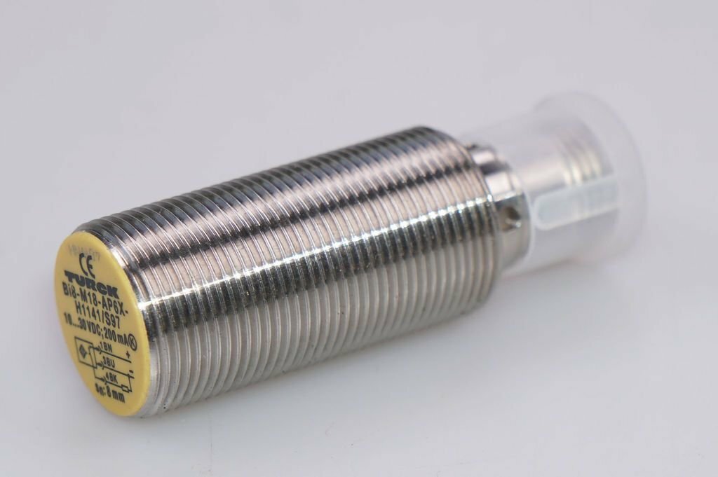 Turck Inductive Sensor Type Bi8-M18-AP6X-H1141/S97 46150