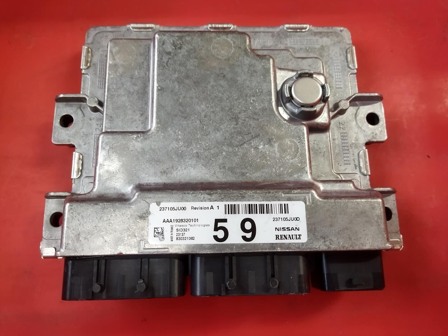 NEW ECU NISSAN RENAULT 237105JU00 - AAA1928320101 - SID321
