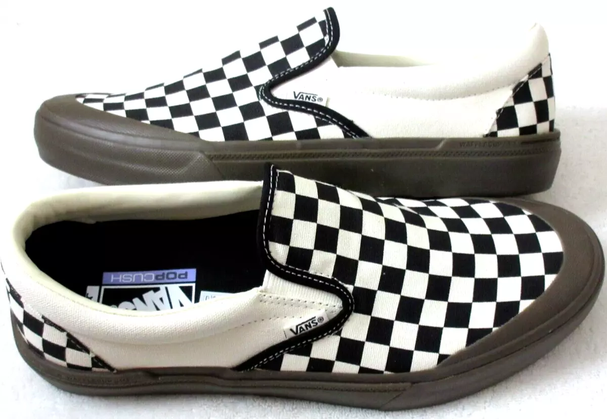 White slip on shop vans gum sole