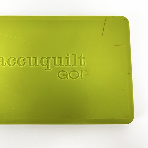 Accuquilt GO! #55004 Parallelogram 3 3/4”x3 1/2” - Fabric Cutting Die - Picture 10 of 11