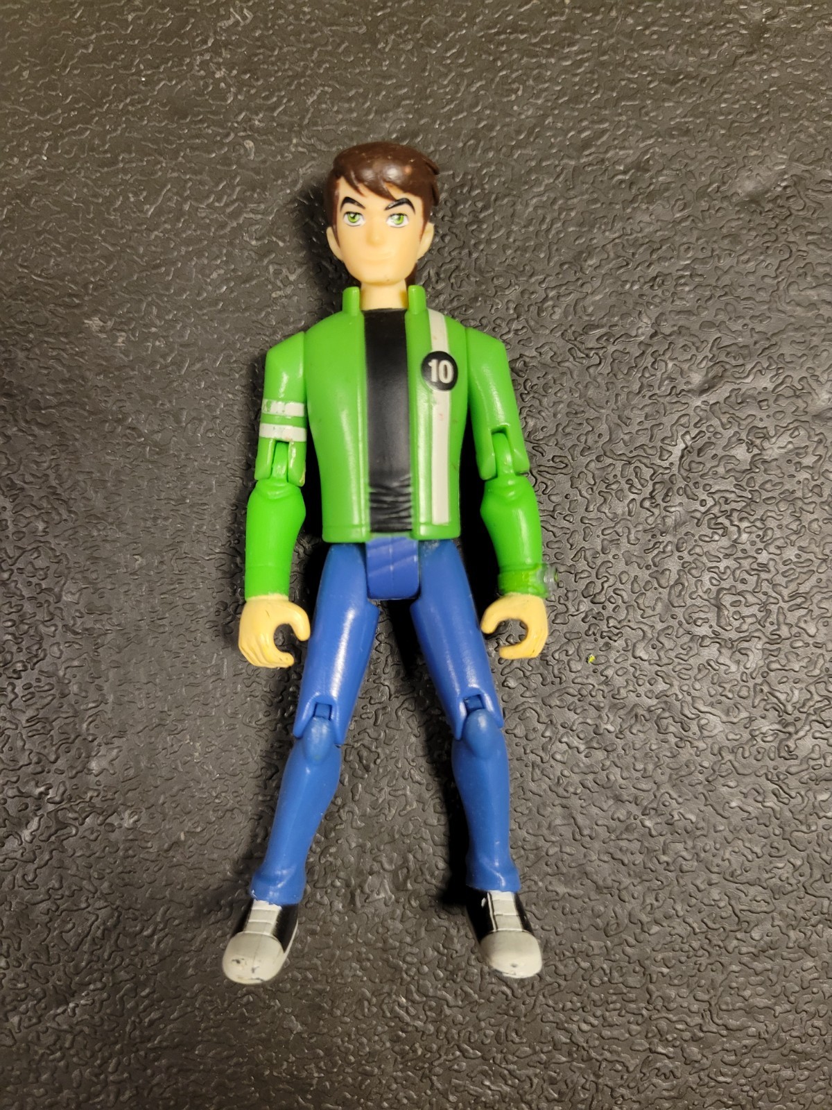 Ben 10 Ben Tennyson 4" Action Figure!! Bandai 2008 Alien For