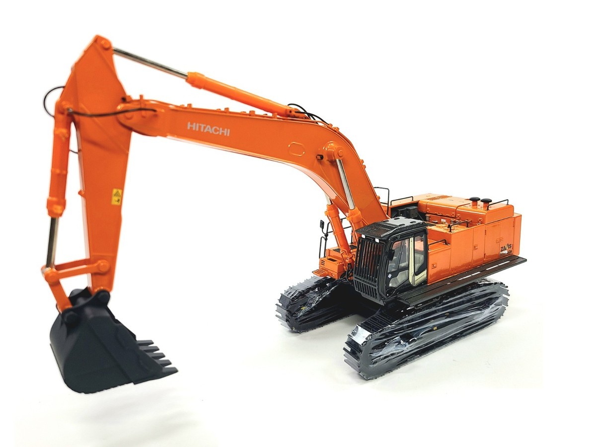Hitachi ZX870LCH-3 Zaxis Excavator with Bucket - WSI 1:50