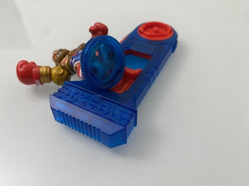 Akedo Ultimate Arcade Warriors Buster Bling Legendäre Figur mit Controller Base - Bild 7 von 8