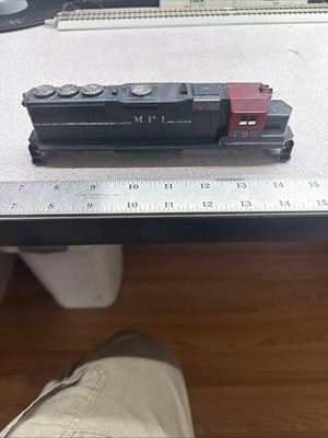 Athearn Ho GP40 Shell Only Painted For MPI & Weathered Please Look Closely
