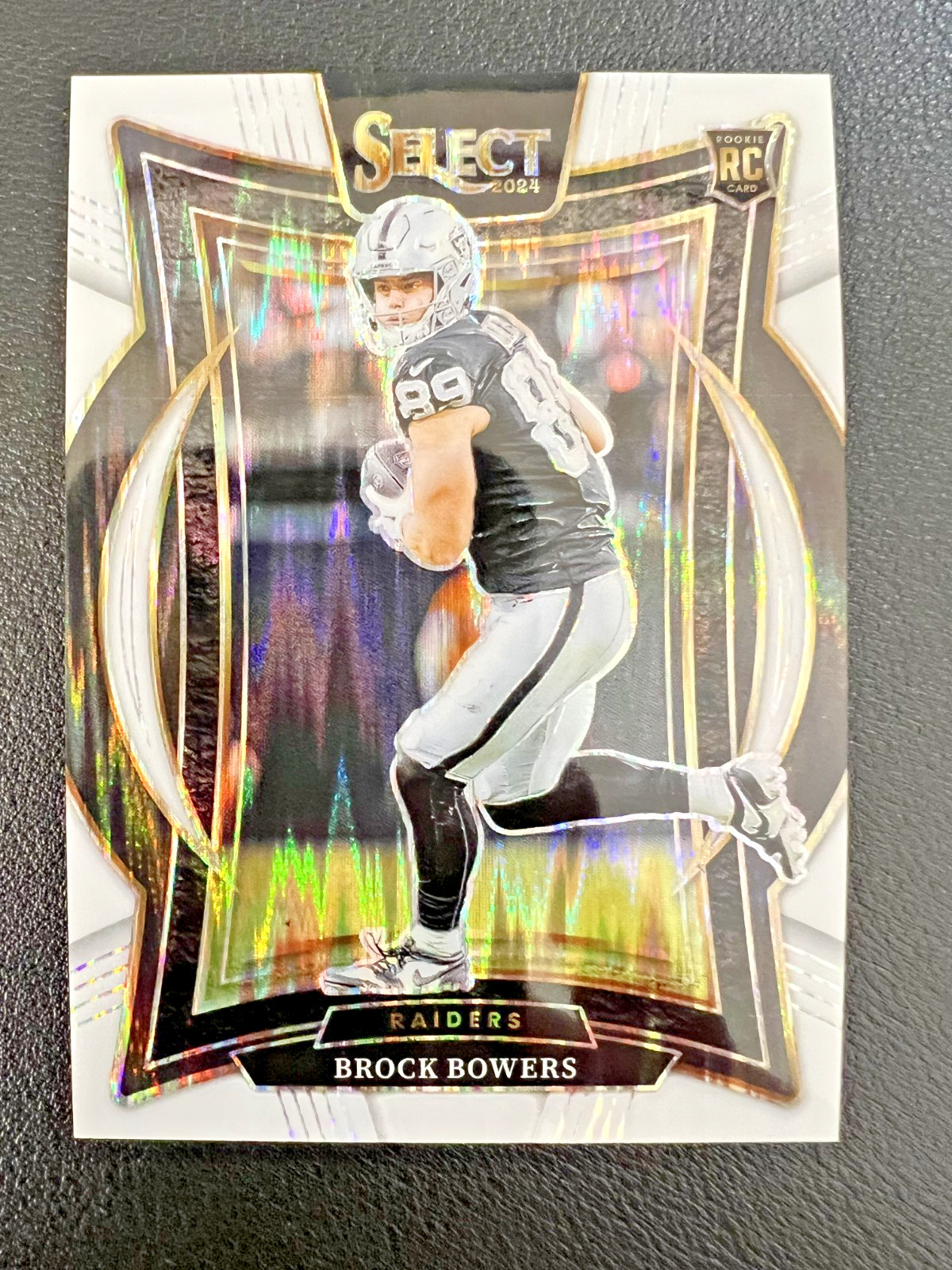 2024 Select - Concourse Level Brock Bowers White Prizm Shock /199 (RC) Raiders