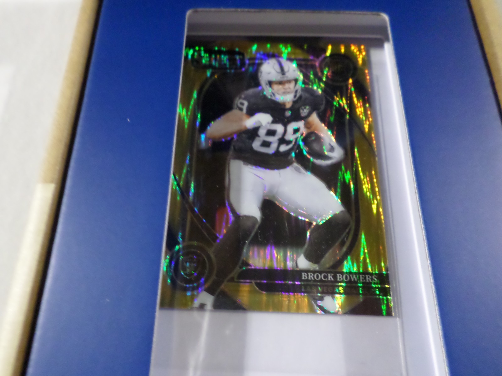 2024 Panini Select Brock Bowers Gold Shock /10 Club Level ROOKIE