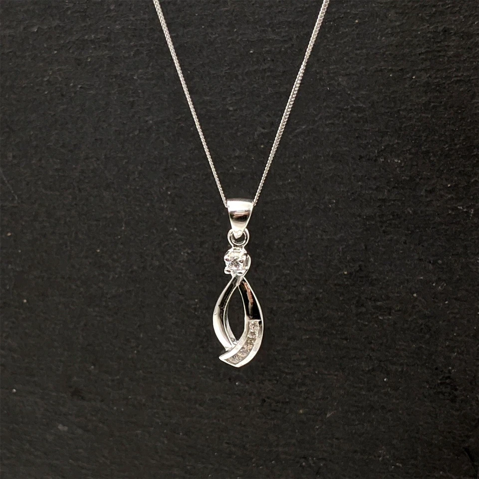 Silverly Collana Ciondolo Argento 925 Zirconia Cubico Vortice Catena 46 cm - Immagine 2 di 4