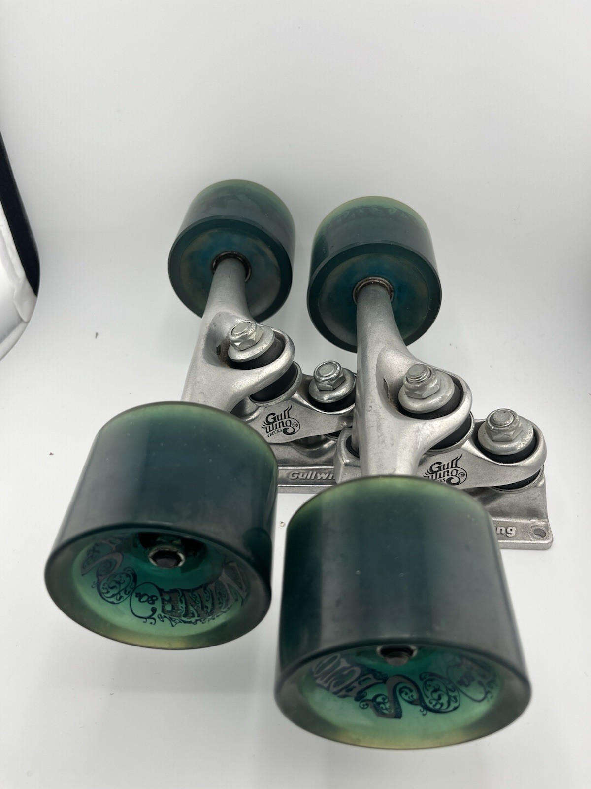 2 Vintage Gullwing Sidewinder skateboard carving trucks 9" w