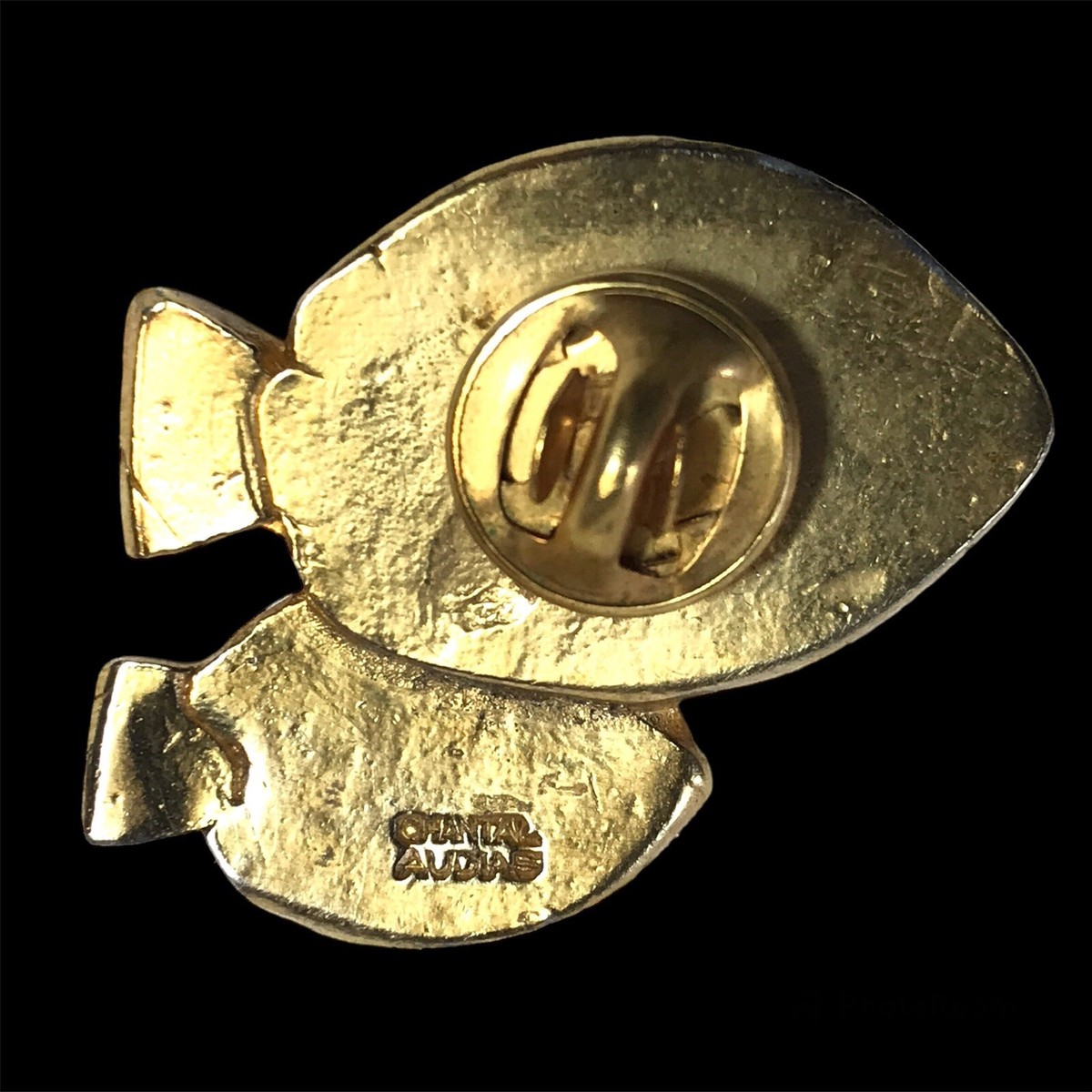 Broche poisson émail rubis et diamants en or jaune