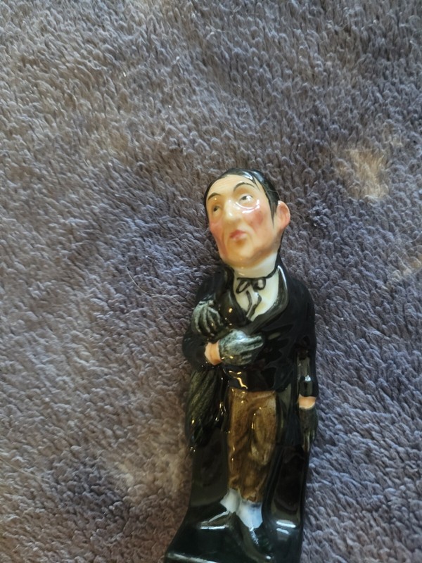 4" Royal Doulton Dickens Figurine Stiggins - early edition Doulton England stamp