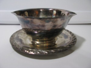 Vintage Silver Plated Bowl Double Spout Gravy Boat w/Attached Tray - Unpolished