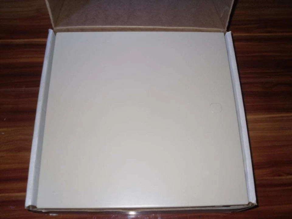 IC Realtime PWR-16AC-16A Power Distribution Box for 16 Cameras 24v 16a CCTV NEW - Image 3 of 4