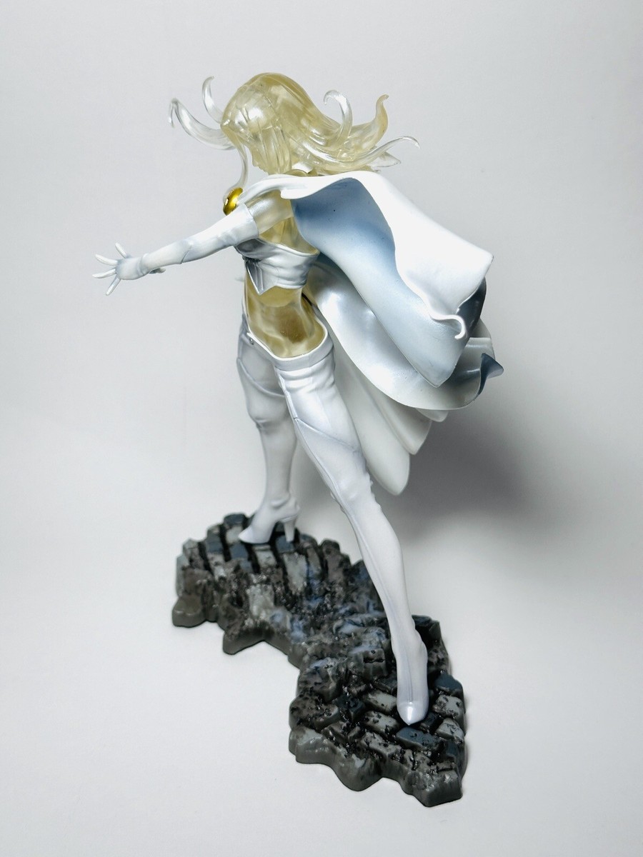 Kotobukiya Bishoujo Emma Frost Statue SDCC Exclusive 1/8 Scale