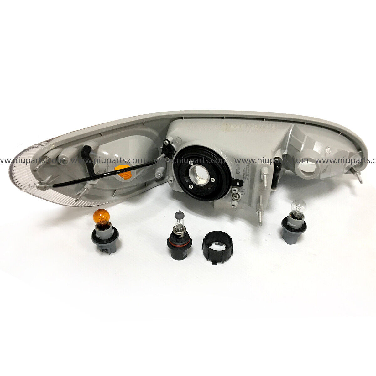 Headlight- Driver Side Fit: Peterbilt 330 335 325 337 340 Headlight- Driver Side Fit: Peterbilt 330 335 325 337 340