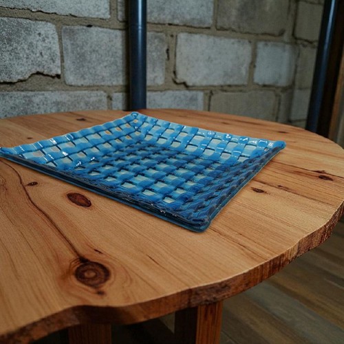 Bandeja central de vidrio artístico fundido cuadrado tejido cesta azul decoración del hogar 8" x 8" - Imagen 2 de 11