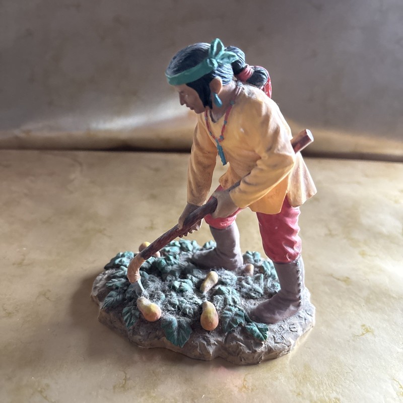 VTG 1992 Artaffects Village of The Sun Many Bears Resin Figure 5"