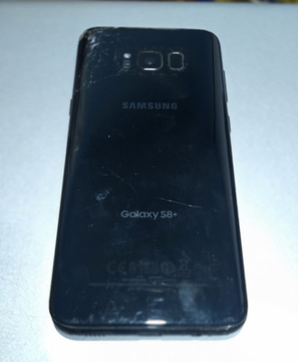 Samsung Galaxy 8+ Verizon, earphones, charger, USB C adapter, cracket screen