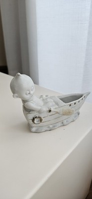 Vintage Biskuit Kewpie Figur im Boot mit Rudern Deutschland 1917