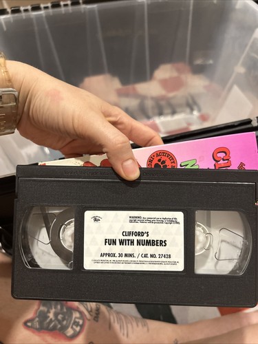 Clifford’s Fun With Numbers VHS - Picture 3 of 3