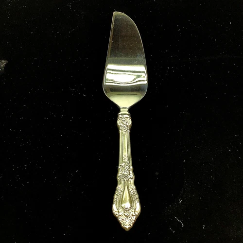 Lunt Eloquence Sterling Silver Handle Cheese Server  7" Signed