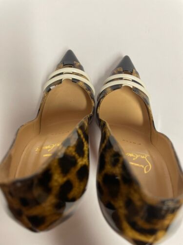 Zapatos de tacón Christian Louboutin charol crema leopardo 34 - Imagen 8 de 11
