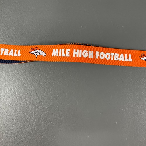 Denver Broncos NFL Premium Lanyard Buckle, Novelty Sunglasses 8 pcs Magnet Set - Picture 18 of 24