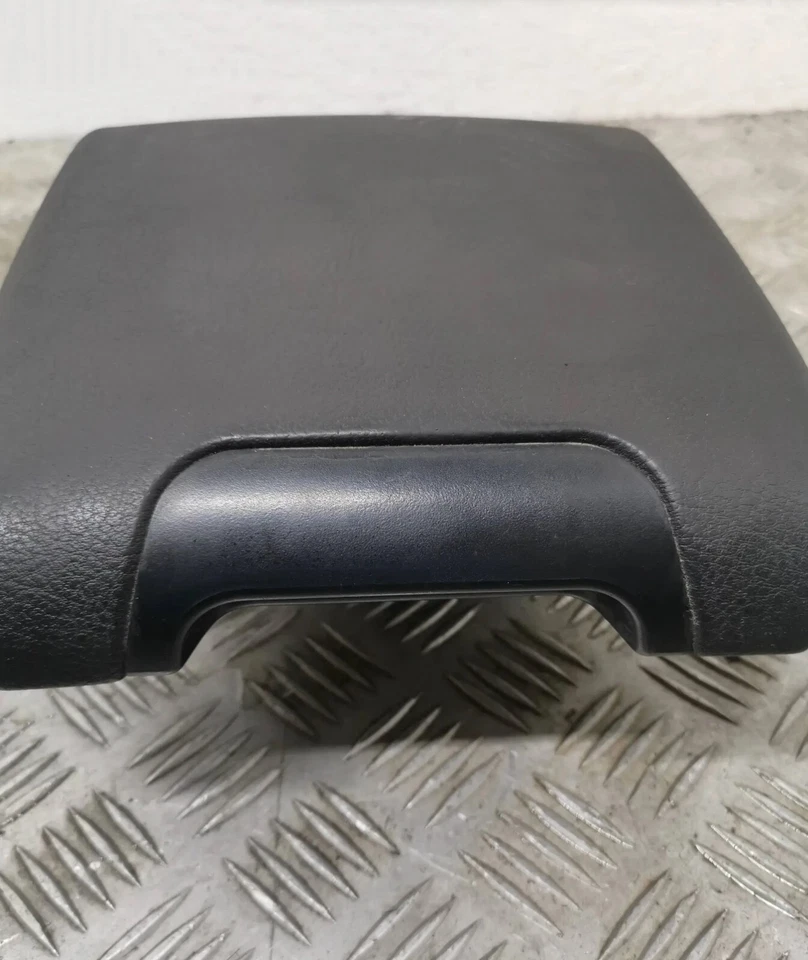 BMW 5 E39 Arm Rest Center Console Black Leather Armrest With Lid 8196936 806219 - Image 3 of 4