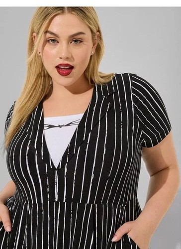 NEW Torrid 2 2X The Nightmare Before Christmas Skater Dress Plus Sz 18-20 - Picture 16 of 16