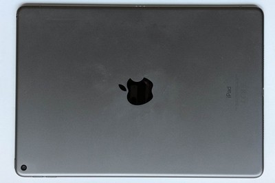 Apple iPad Air (10,5'', Wi-Fi, 64GB) - Space Grau (3. Gen. 2019)