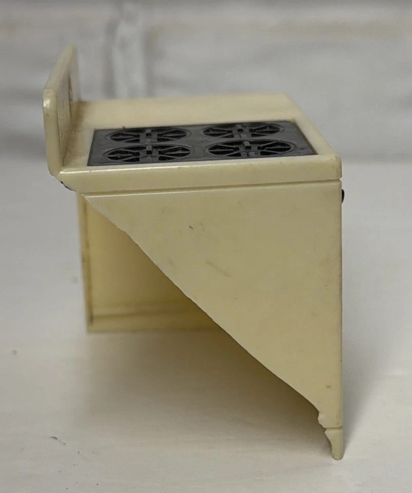 Lote de 12 piezas de muebles y accesorios vintage para casa de muñecas Kage Renwal Foto 4 de 4