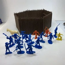 Vintage WESTERN Cowboys & Indians Plastic Figures Lot Stockade Fence
