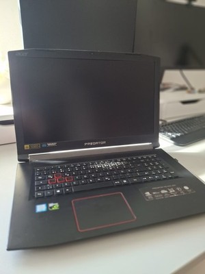 Acer Predator Helios 300 Gaming Laptop