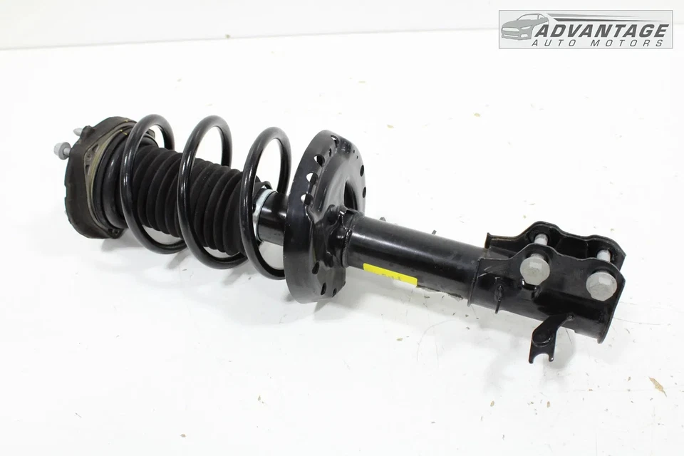 Chevrolet Trax 2024 tracción delantera izquierda conductor amortiguador puntal con resorte OEM Foto 2 de 4