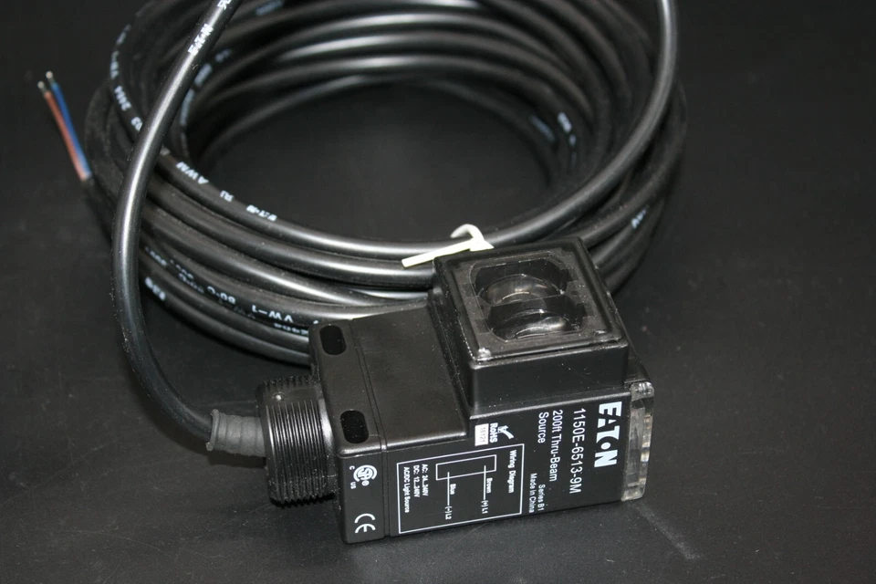 One (1) Eaton 1150E-6513-9M Thru-Beam Detector Photoelectric Sensor 9M Cable NEW - Image 3 of 4